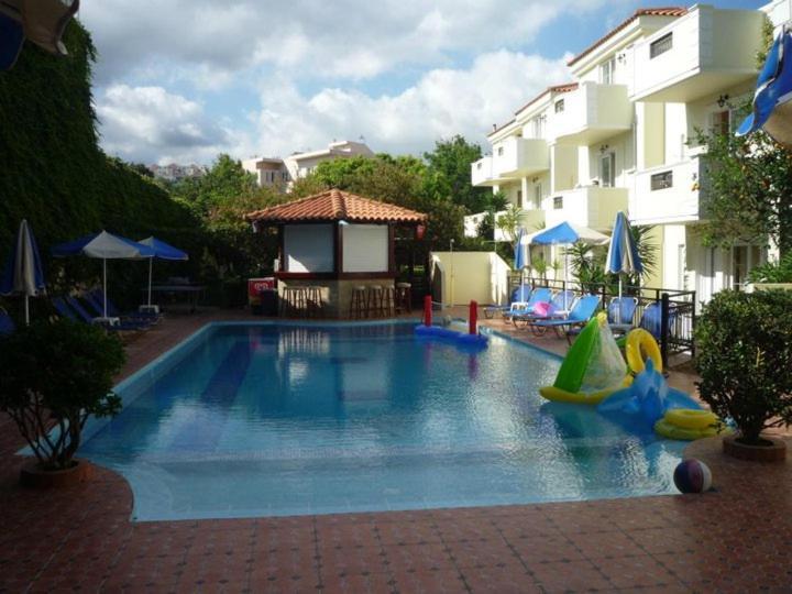 Sofia Studios & Apts Agia Marina (Crete) Bagian luar foto