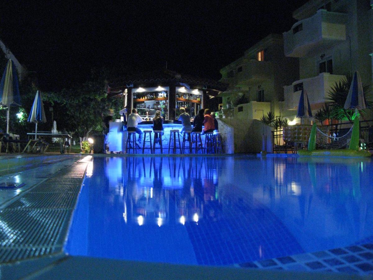 Sofia Studios & Apts Agia Marina (Crete) Bagian luar foto