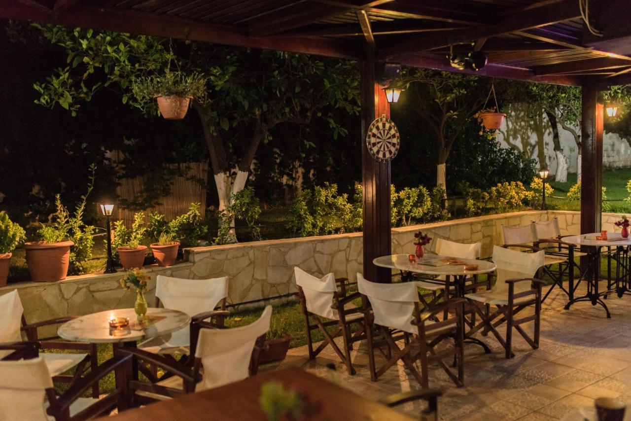 Sofia Studios & Apts Agia Marina (Crete) Bagian luar foto